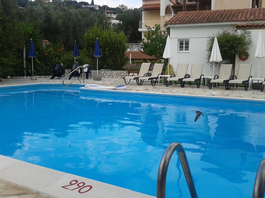 Marketos Apartments Svoronata Bagian luar foto
