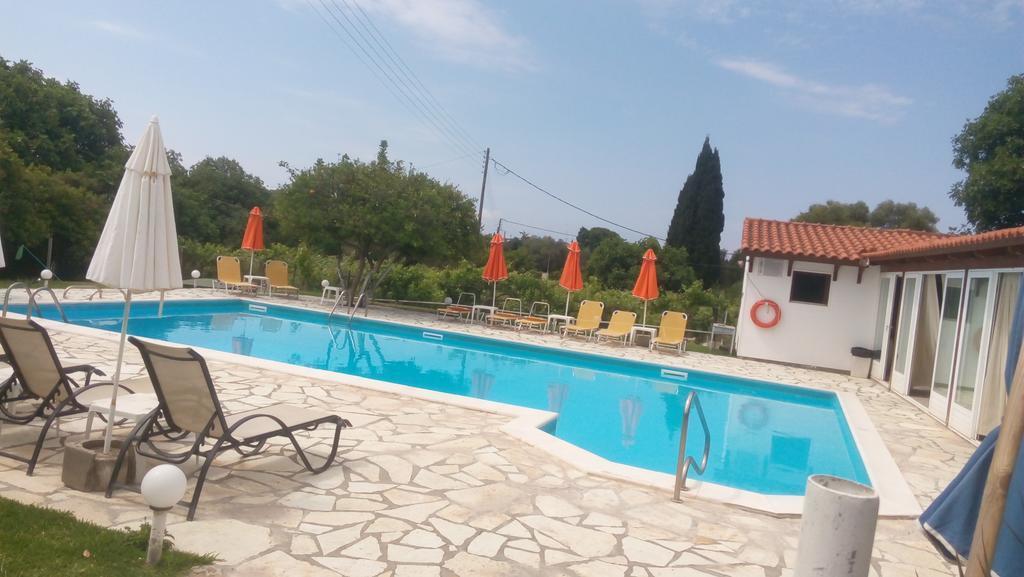 Marketos Apartments Svoronata Bagian luar foto