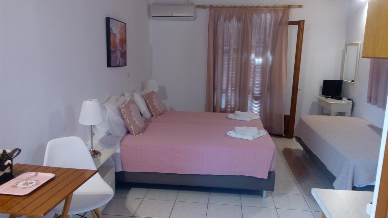 Marketos Apartments Svoronata Bagian luar foto